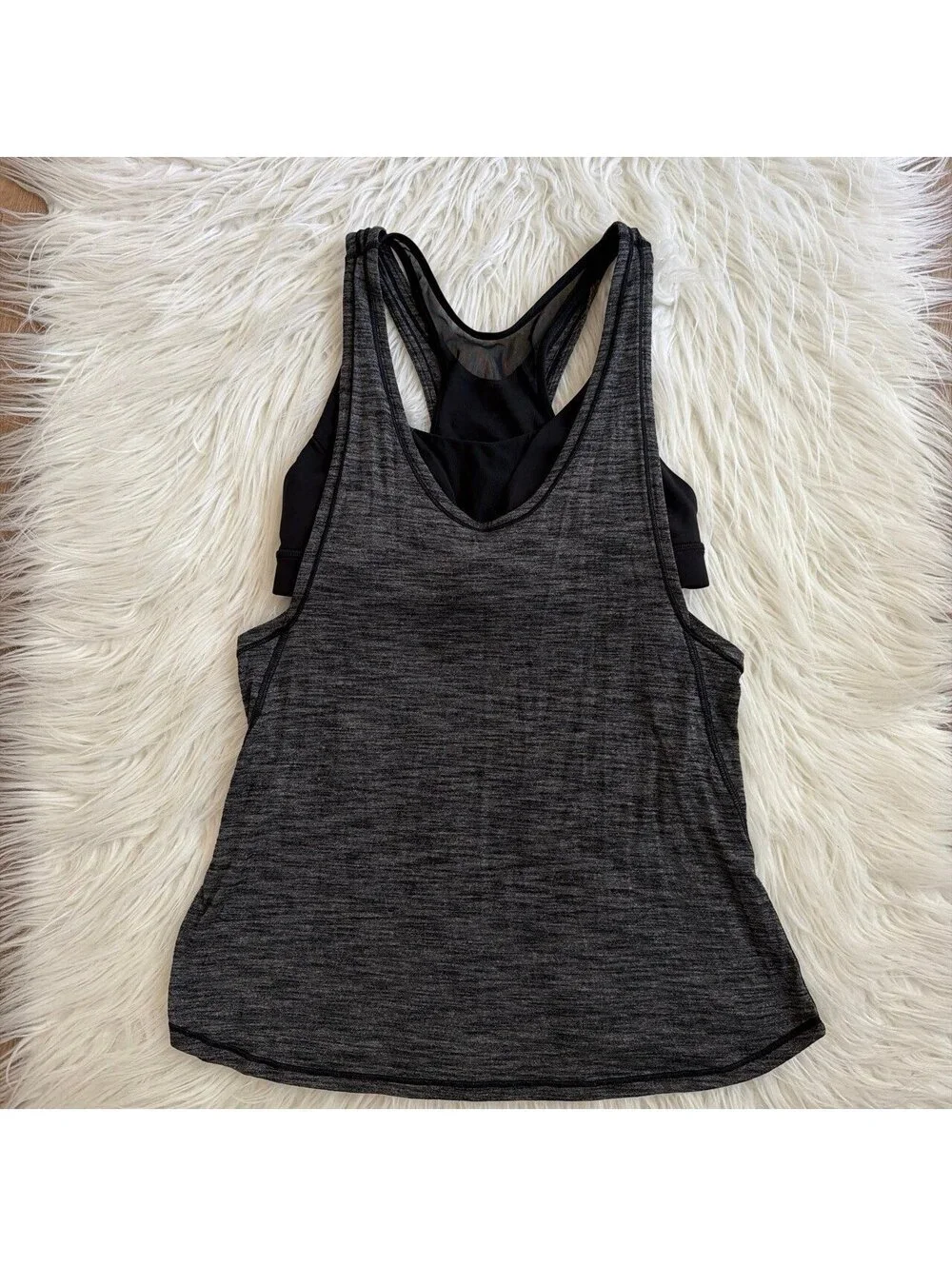 Lululemon on track tank size 8